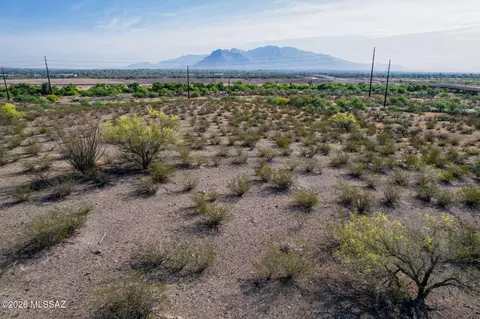 5449 N Silverbell Rd, Tucson, AZ 85745