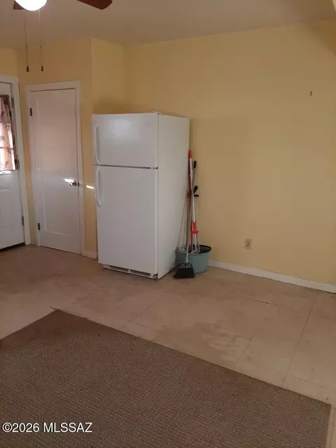 805 E Bruce St, Tombstone, AZ 85638 photo 4