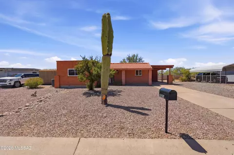 7521 N Placita De Teresa, Tucson, AZ 85741
