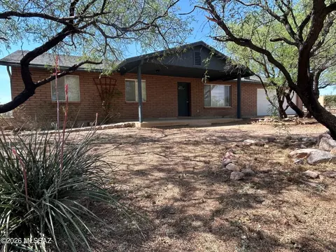 1462 Circulo Sombrero, Rio Rico, AZ 85648