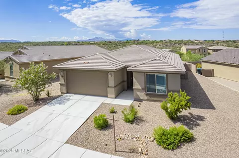 13926 E Red Oaks Dr, Vail, AZ 85641