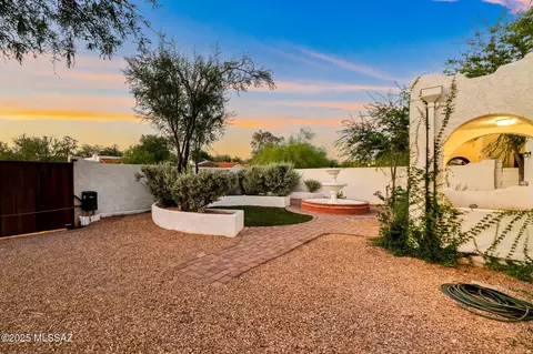Exterior - 2210 E 6th St, Tucson, AZ 85719 photo 3 of 8