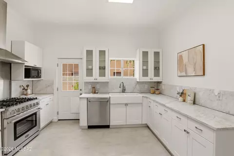 Kitchen - 2210 E 6th St, Tucson, AZ 85719 photo 1 of 5