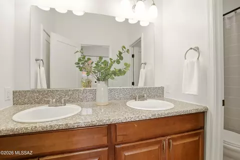 Bath - 2210 E 6th St, Tucson, AZ 85719 photo 5 of 7