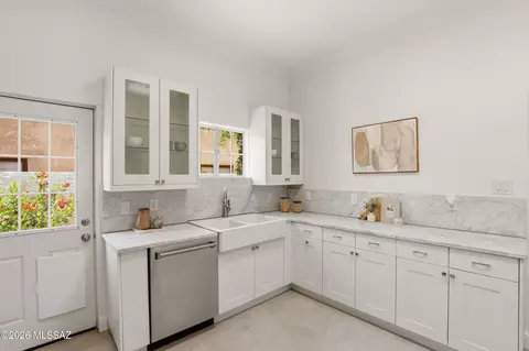 Kitchen - 2210 E 6th St, Tucson, AZ 85719 photo 3 of 5
