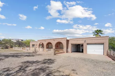 4520 N Via Sinuosa, Tucson, AZ 85745