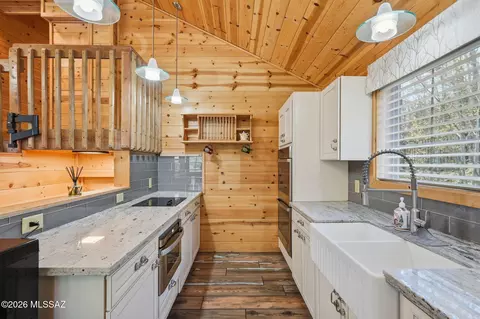Kitchen - 11060 E Carter Canyon Rd, Mount Lemmon, AZ 85619 photo 4 of 4