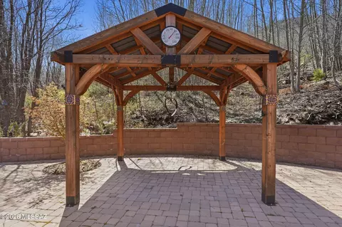 Exterior - 11060 E Carter Canyon Rd, Mount Lemmon, AZ 85619 photo 9 of 11