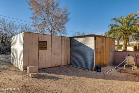 Exterior - 7076 E Arrowhead Dr, Tucson, AZ 85715 photo 13 of 15