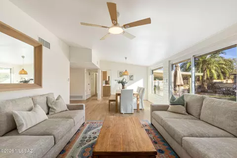 Living - 7076 E Arrowhead Dr, Tucson, AZ 85715 photo 2 of 2