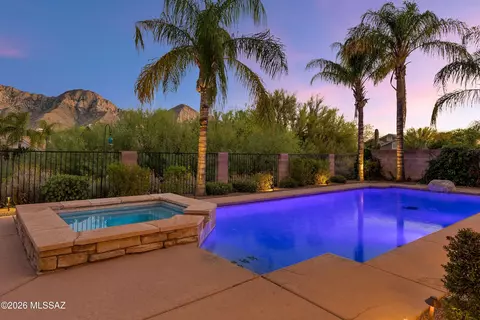 1550 E Ganymede Dr, Oro Valley, AZ 85737