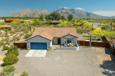 1146 W Las Lomitas Rd, Tucson, AZ 85704