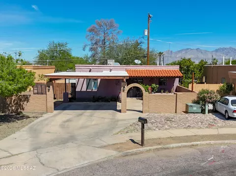 1812 S 30th Pl, Tucson, AZ 85713