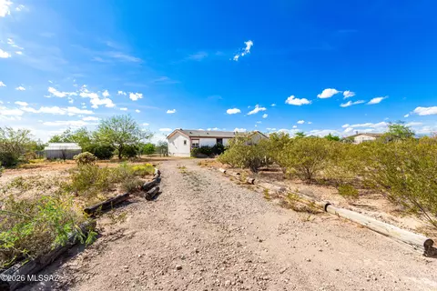 12660 S Ox Cart Trl, Vail, AZ 85641