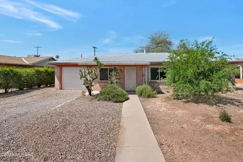 1131 N Nema Ave, Tucson, AZ 85712