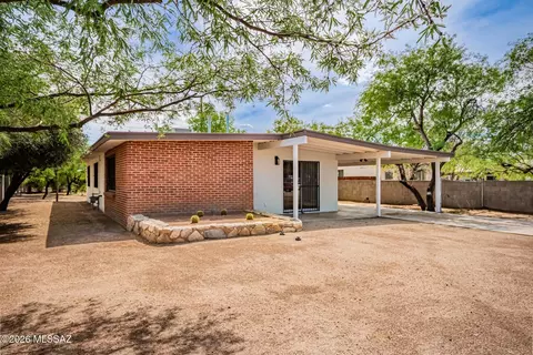 302 E Calle Arizona, Tucson, AZ 85705