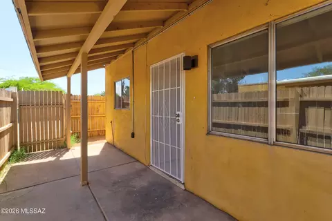5813 E 23rd St, Tucson, AZ 85711