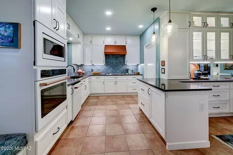 Kitchen - 2601 E 4th St, Tucson, AZ 85716 photo 1 of 5