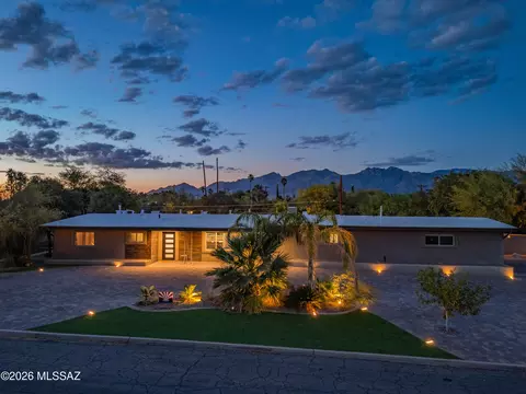 5125 E Burns Pl, Tucson, AZ 85711