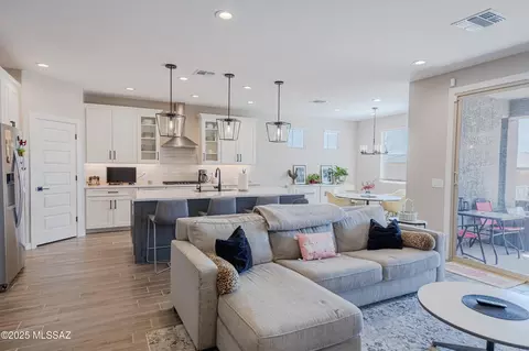 2269 W Azure Creek Loop, Oro Valley, AZ 85742