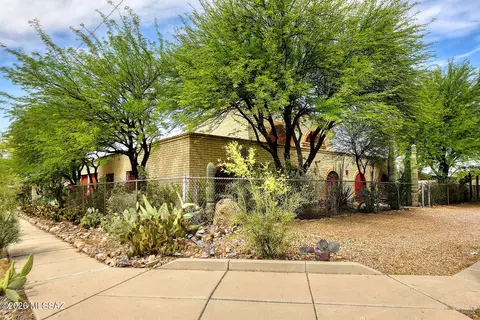 1726 S 8th Ave, Tucson, AZ 85713