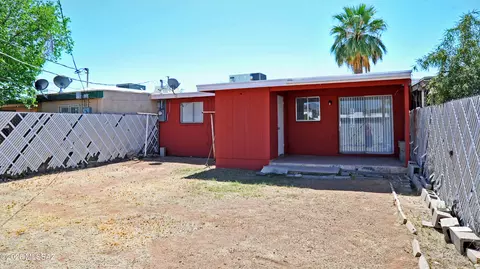 Exterior - 3663 Ellington Pl, Tucson, AZ 85713 photo 2 of 3