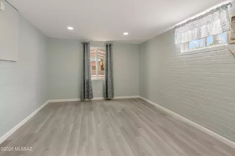 Other - 1047 E Hedrick Dr, Tucson, AZ 85719 photo 7 of 9