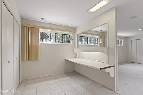 Other - 1047 E Hedrick Dr, Tucson, AZ 85719 photo 6 of 9