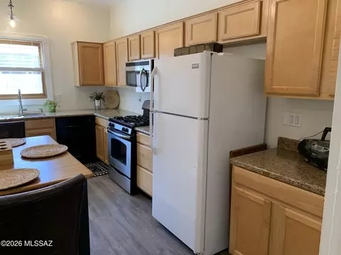 Kitchen - 1448 E 7th St, Tucson, AZ 85719 photo 2 of 5