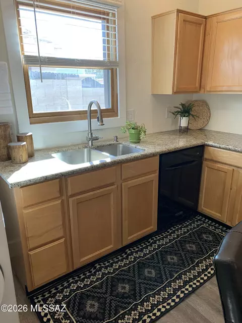 Kitchen - 1448 E 7th St, Tucson, AZ 85719 photo 4 of 5