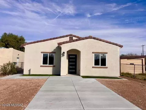 1761 Grado Ct, Rio Rico, AZ 85648