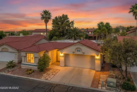 610 W Kidd Pl, Oro Valley, AZ 85737