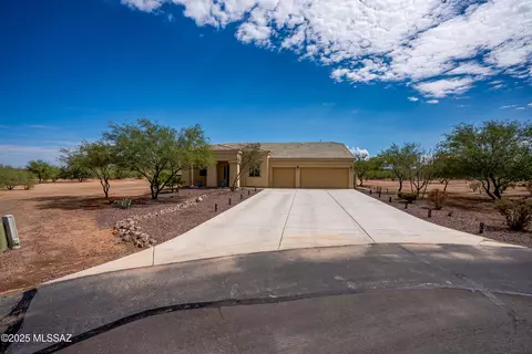 13204 W Tiger Aloe Pl, Tucson, AZ 85743
