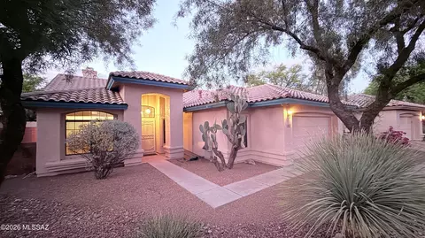 5585 N Moccasin Trl, Tucson, AZ 85750