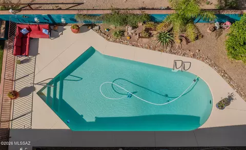 Exterior - 5815 E 15th St, Tucson, AZ 85711 photo 5 of 8