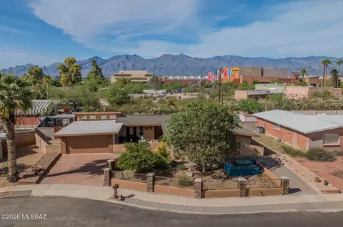 View/Area - 5815 E 15th St, Tucson, AZ 85711 photo 5 of 5