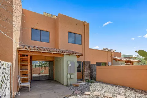 Exterior - 156 E Limberlost Dr UNIT 101, Tucson, AZ 85705 photo 2 of 11