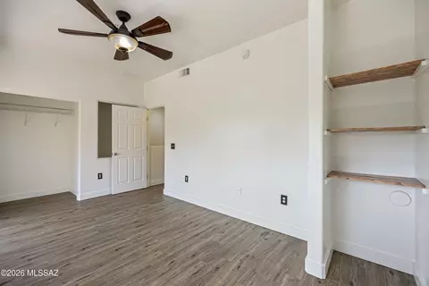 Bedroom - 156 E Limberlost Dr UNIT 101, Tucson, AZ 85705 photo 2 of 4
