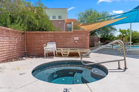 Exterior - 156 E Limberlost Dr UNIT 101, Tucson, AZ 85705 photo 6 of 11