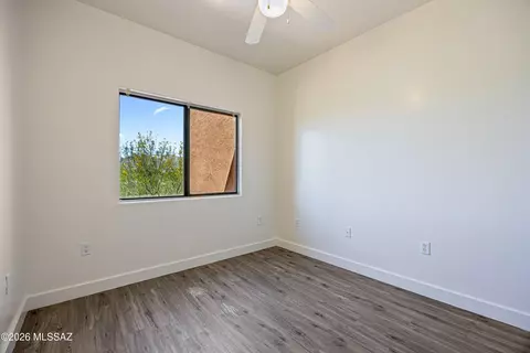 Bedroom - 156 E Limberlost Dr UNIT 101, Tucson, AZ 85705 photo 3 of 4
