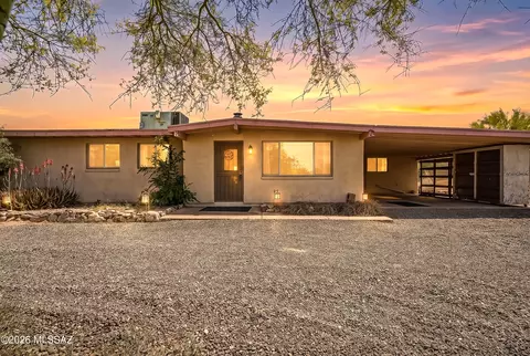 202 E Mountain Vista Pl, Tucson, AZ 85704