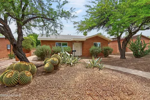3022 E 1st St, Tucson, AZ 85716