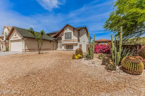 10205 E Kensington Dr, Tucson, AZ 85748