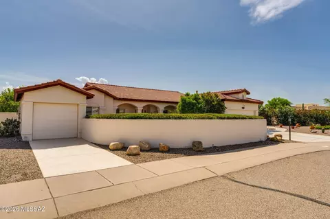 631 S Placita Plenilunio, Green Valley, AZ 85614