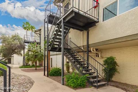 8450 E Old Spanish Trl #106, Tucson, AZ 85710