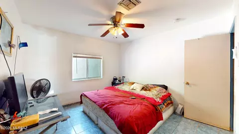 Bedroom - 701 E 38th St, Tucson, AZ 85713 photo 2 of 4