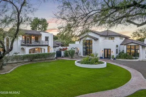 6138 E San Marino Dr, Tucson, AZ 85715