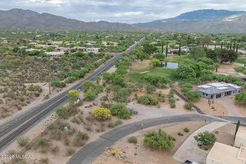 2362 N Soldier Trl, Tucson, AZ 85749