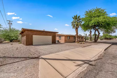 Exterior - 2934 Exeter St, Tucson, AZ 85716 photo 1 of 2