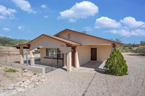 1029 Camino Estrellas, Rio Rico, AZ 85648